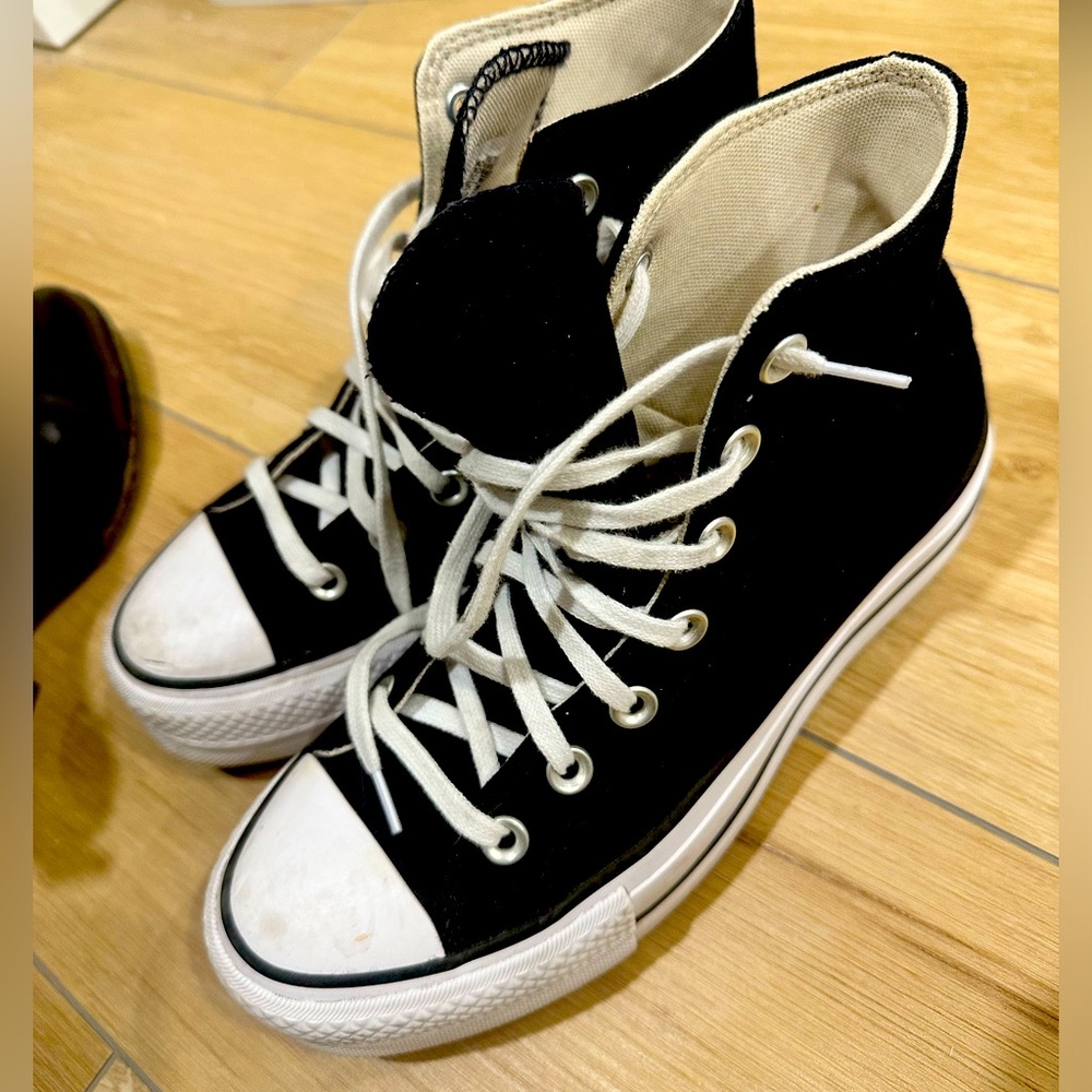 Converse platform runners